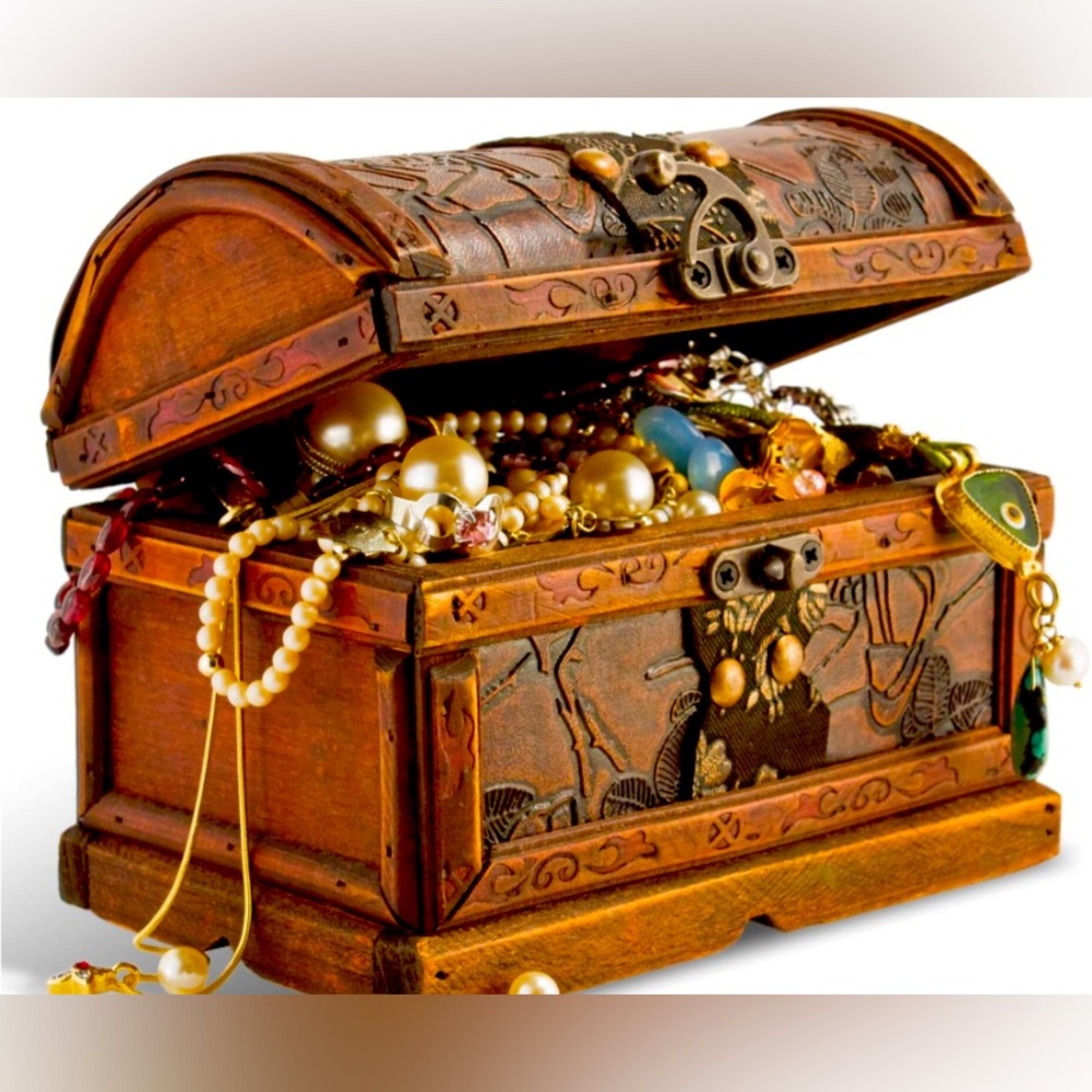 Treasure_Spot_T “Live Listing”